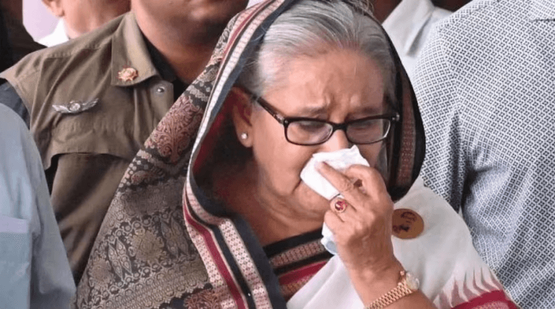 Kryeministrja e Bangladeshit, jep dorëheqjen dhe largohet nga vendi pas Protestave Masive