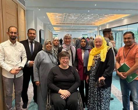 Britani: mbi 250 xhami hapin dyert për publikun në “Visit My Mosque 2026”
